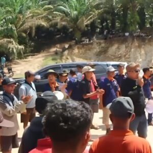 Petani Sawit Ketapang Protes, Sebut Tak Sejahtera Meski Puluhan Tahun Bekerja