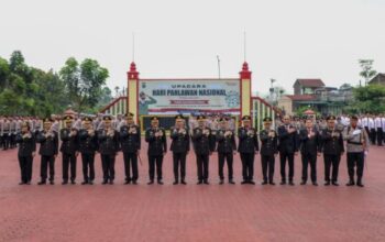 Wakapolda Sumut Brigjen Pol Rony Samtana pimpin upacara Hari Pahlawan 2025 di Mapolda Sumut