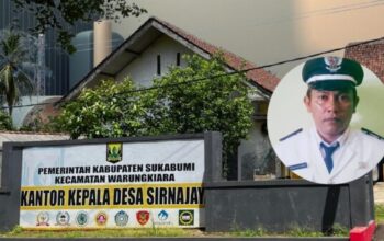 Kepala Desa Sirnajaya, Udir Sudirman, di depan Kantor Desa Sirnajaya Kecamatan Warungkiara, Kabupaten Sukabumi.