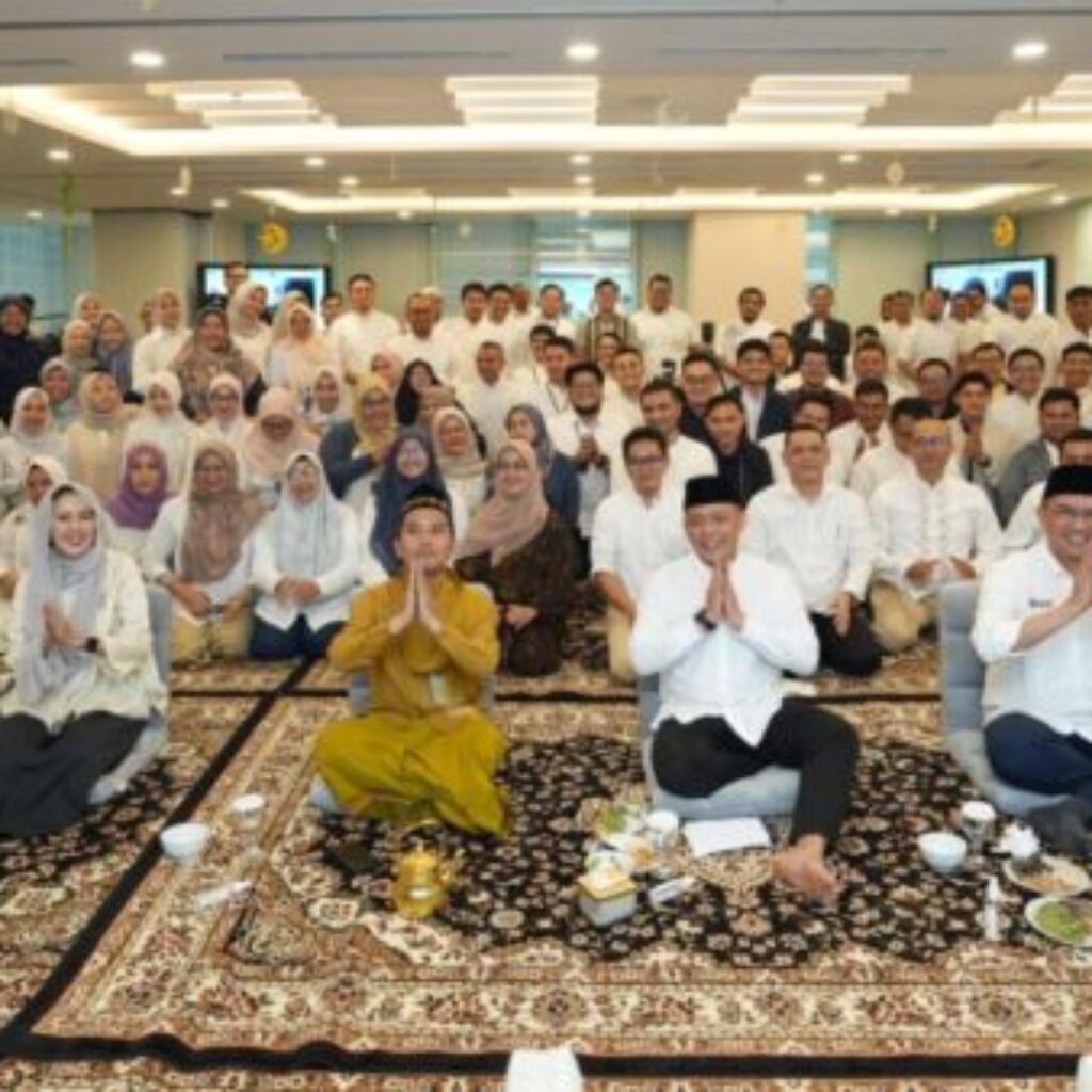 Ustadz Maulana Doakan PTPN IV PalmCo Makin Maju di Acara Virtue