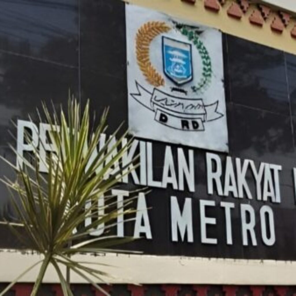 Sorotan Anggaran 2024 Sekretariat DPRD Metro: Ada Pembelian Pin Emas hingga Springbed