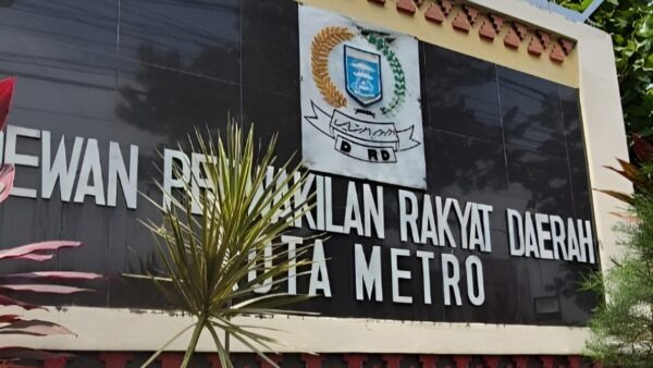 Gedung Sekretariat DPRD Kota Metro yang disorot terkait penggunaan anggaran tahun 2024.