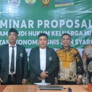 Seminar Proposal Perdana HKI IAIDA Lampung, Mahasiswa Mantap Paparkan Rencana Skripsi