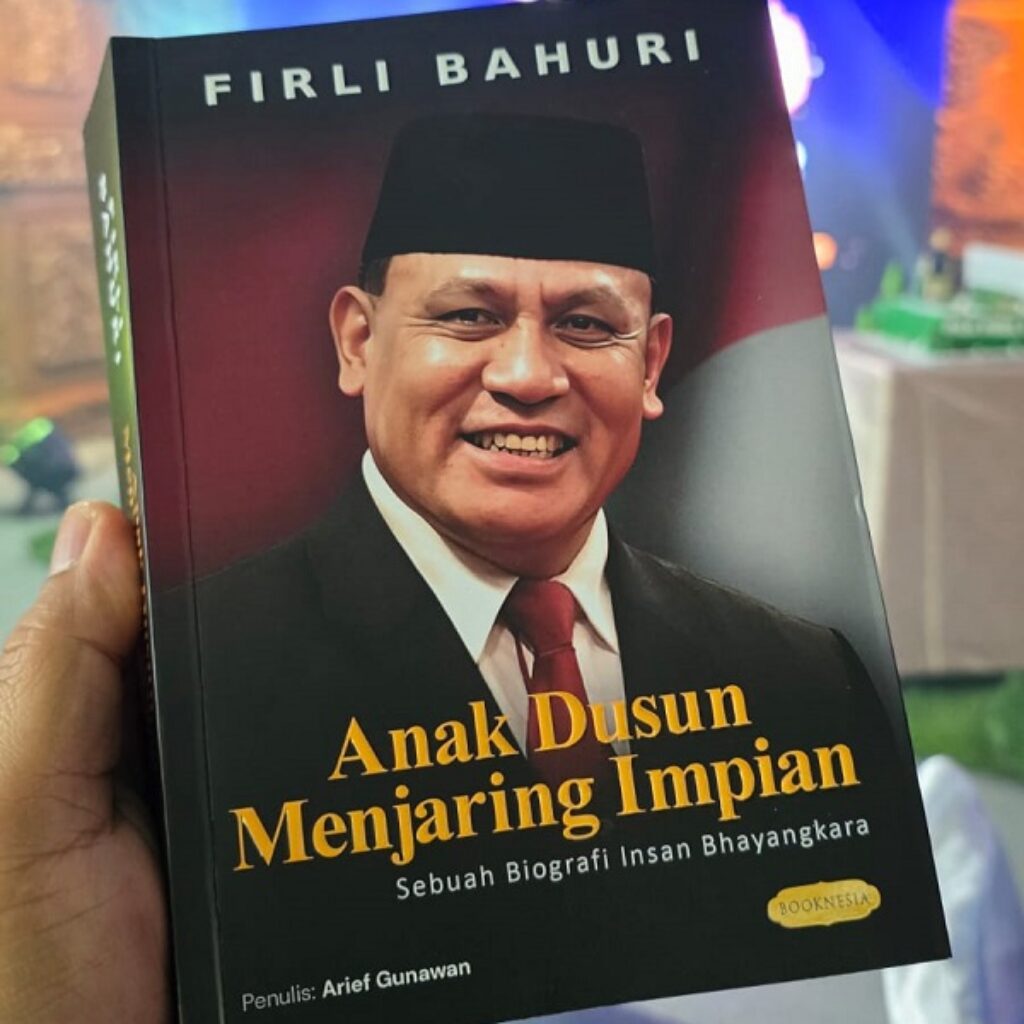 Mantan Ketua KPK Firli Bahuri Rilis Biografi “Anak Dusun Menjaring Impian” di Sentul