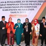 Bupati Muara Enim Lantik Kepala Dinas PMD dan Kasatpol PP, Lengkapi Formasi Pejabat Eselon II