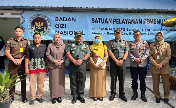 Danrem 073/Makutarama Resmikan SPPG di Blora