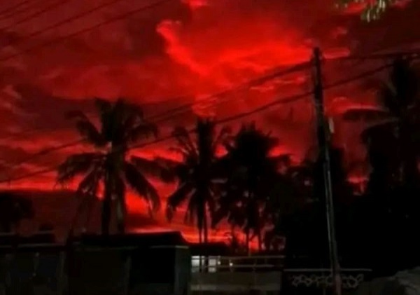 Fenomena Senja Bikin Warga Takjub