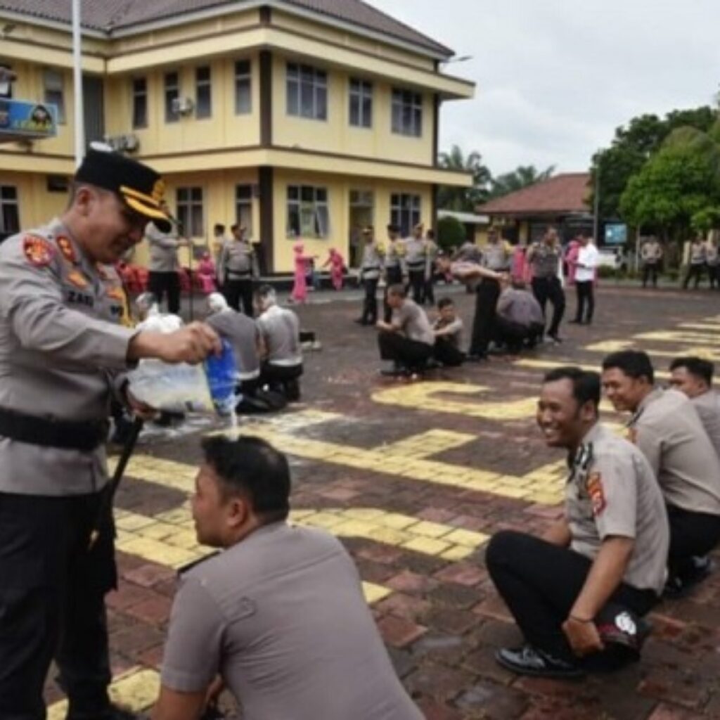 76 Personel Polres Lebak Naik Pangkat, Kapolres Tekankan Profesionalisme dan Integritas
