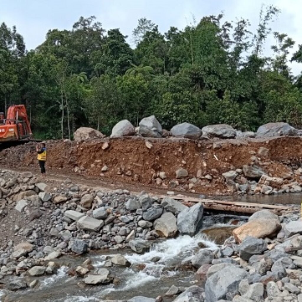 Kementerian PU Bangun Jembatan Darurat Malalak, Akses Sicincin–Bukittinggi Segera Pulih