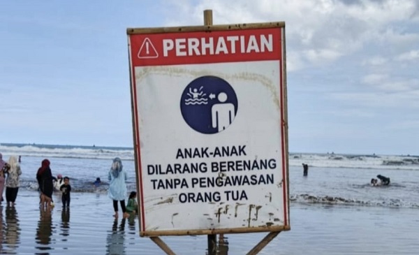 Kunjungan ke Pantai Bageudur Lebak Naik 30 Persen