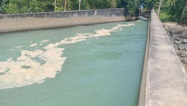 MPP Soroti Limbah Berbusa dari PLTU 2 Labuan