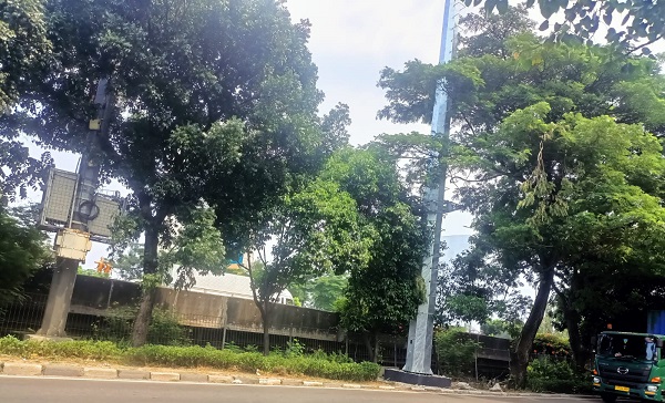 Menara BTS di Duri Kosambi Terungkap Tidak Berizin