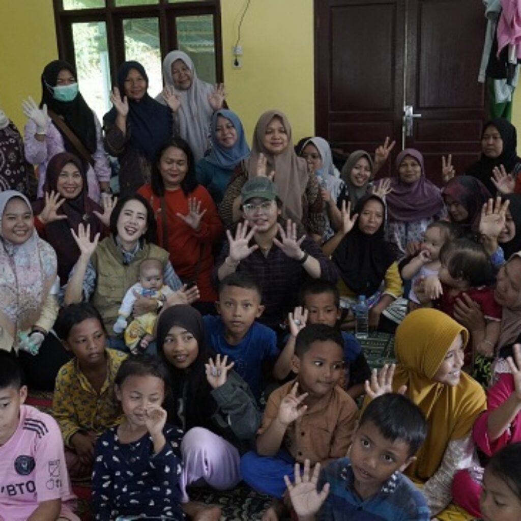 PalmCo Dirikan Posko Darurat dan Kerahkan Srikandi Berikan Layanan Kesehatan Kepada Pengungsi