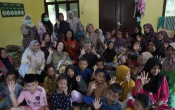 PalmCo Dirikan Posko Darurat dan Kerahkan Srikandi