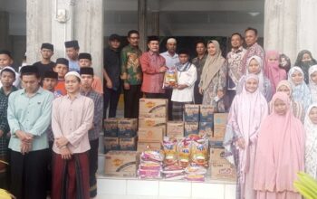 Pemkab Aceh Selatan Salurkan Bantuan untuk Ratusan Santri