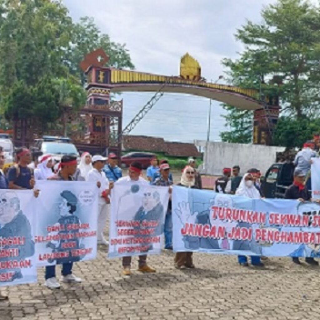 Pertanyakan Anggaran Publikasi Puluhan Milyar, Forum Jurnalis Lampung Tengah Kecewa Tak Satu pun Anggota DPRD Temui Mereka