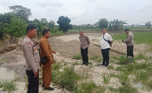 Polresta Deli Serdang Tinjau Lokasi Abrasi dan Longsor DAS