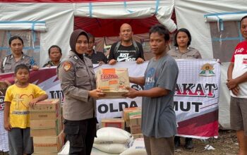 Polwan Polres Sibolga Salurkan Bansos