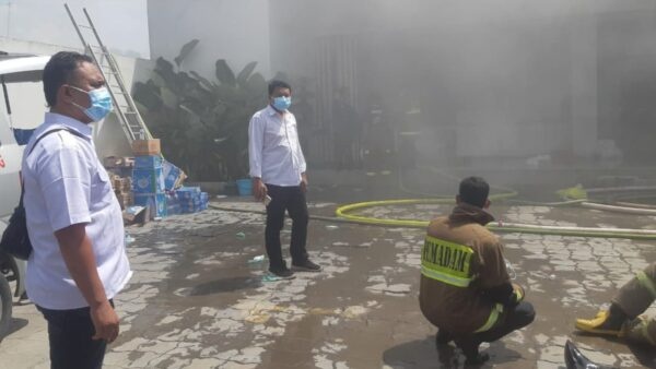 Polisi cek TKP kebakaran toko swalayan Almon