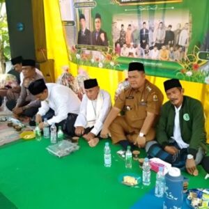 Isra Mi’raj Desa Karoya, Camat Cirinten Tekankan Penguatan Iman dan Silaturahmi Warga