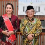 Audiensi Bunda Milenial dan Mendikdasmen Abdul Mu’ti membahas kebaya sebagai seragam adat sekolah