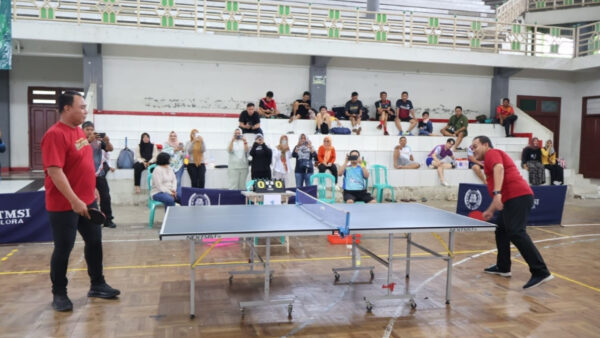 Bupati Blora membuka Kejuaraan Tenis Meja Blora Open VI 2025 di GOR Mustika