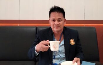 Kritik publik terhadap kinerja pemerintah dan kebijakan nasional