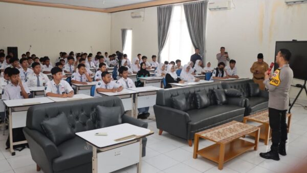 Pelaksanaan mitigasi kenakalan remaja Tangerang oleh Polres Metro Tangerang Kota di SMKN 4