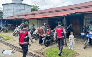 Polres Ketapang patroli dialogis Operasi Lilin Kapuas 2025