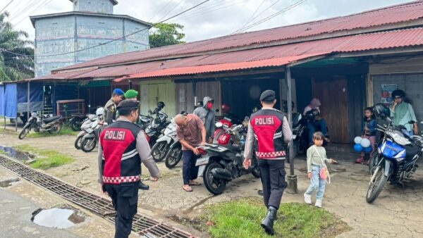 Polres Ketapang patroli dialogis Operasi Lilin Kapuas 2025