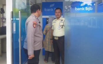 Patroli ATM Bank BJB oleh Kanit Samapta Polsek Rangkasbitung Polres Lebak