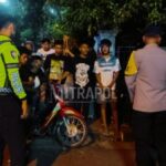 Patroli UKL Polres Ketapang Bubarkan Kerumunan di Titik Rawan Balap Liar