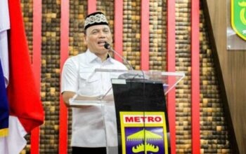Prosesi pelepasan ASN purnabakti di Kota Metro tahun 2025