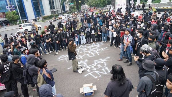 Mahasiswa Bogor menyuarakan penegakan HAM jelang peringatan Hari HAM 10 Desember.