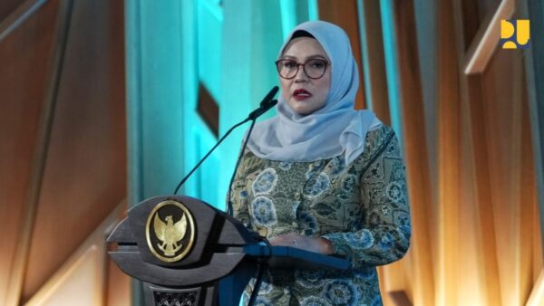 Menteri PU saat menghadiri Sutami Awards 2025 dan menyampaikan arahan terkait respons cepat bencana Sumatera