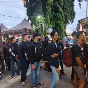 Terminal Kalideres Padat Jelang Tahun Baru, Penumpang Tujuan Jawa Mendominasi