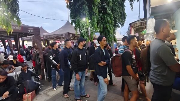 Terminal Kalideres dipadati penumpang jelang Tahun Baru 2026