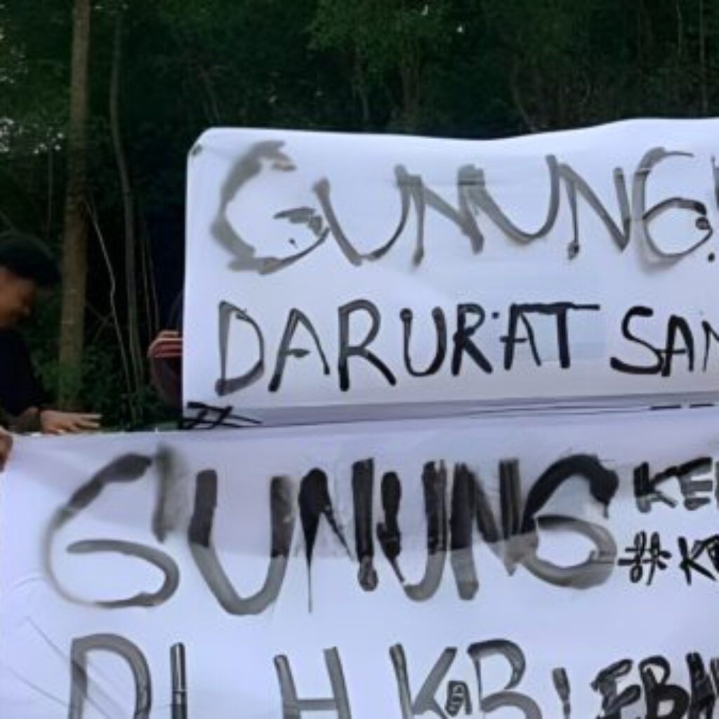 Sampah Menggunung, Himaguna Desak DLH Lebak Bangun TPS di Gunung Kencana