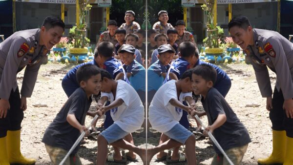 Polsatwa K-9 Polda Sumut lakukan trauma healing anak korban banjir Batang Toru