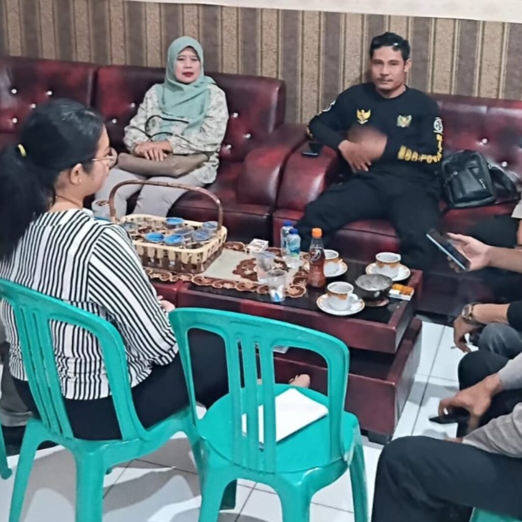Alumni SMPN 2 Labuan Jadi Bhabinkamtibmas: Briptu Tihar Kunjungi Sekolah Asalnya di Pandeglang