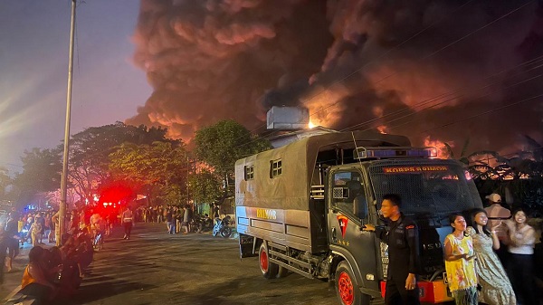 Brimob Polda Sumut Kerahkan Mobil Water Cannon