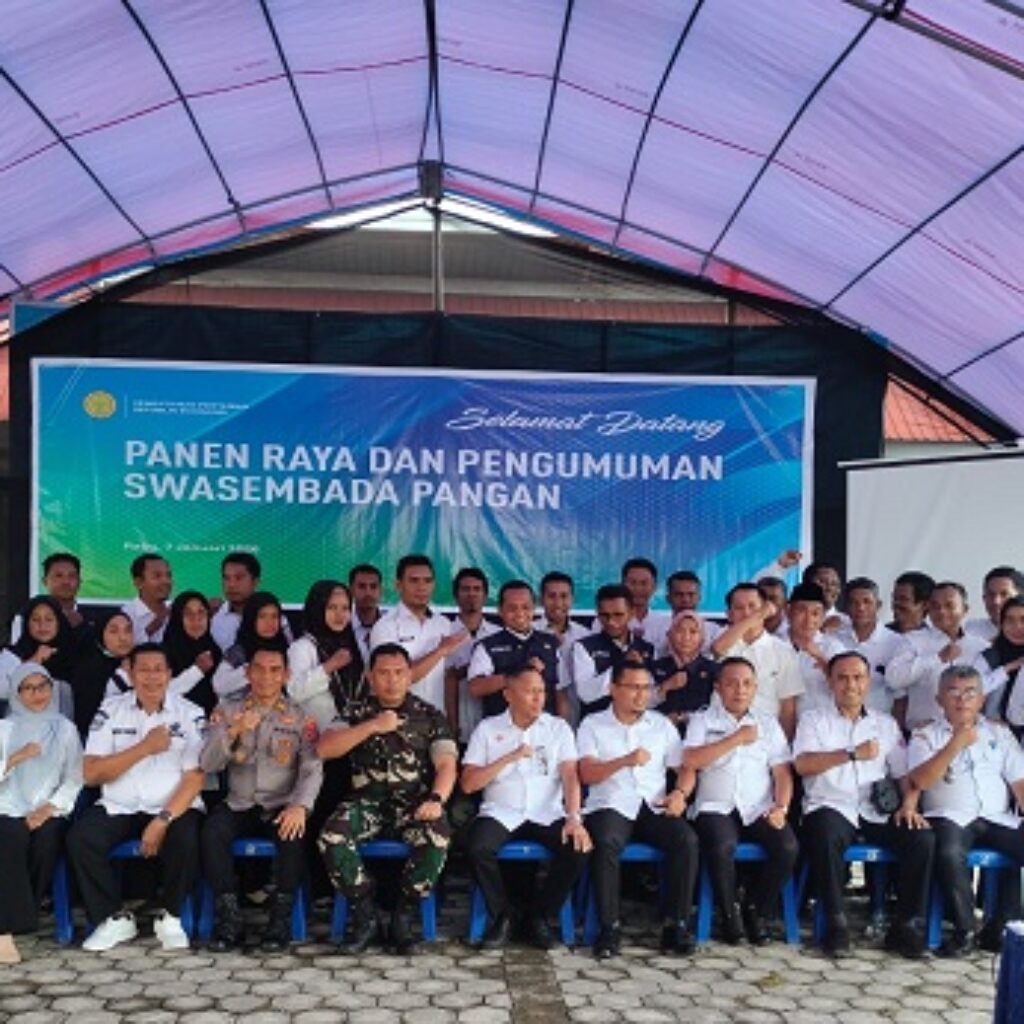 Hadiri Panen Raya Swasembada Pangan Nasional, Bupati Butur Lepas Penyuluh Jadi ASN Kementan