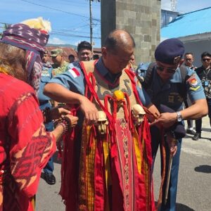 Dankodaeral VIII Manado Resmi Menjadi Warga Adat Sulawesi Utara, Monumen Samuel Languyu di Bitung Diresmikan