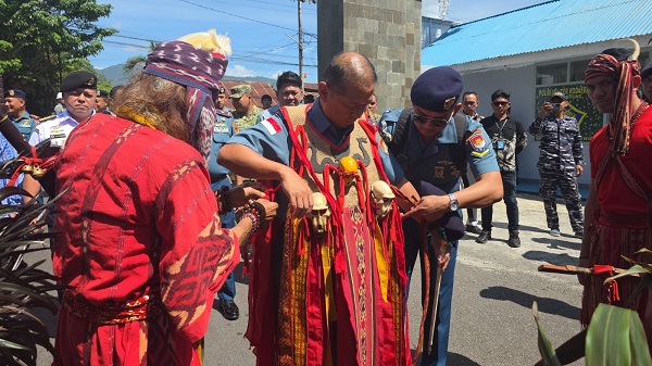 Dankodaeral VIII Manado Resmi Menjadi Warga Adat Sulawesi Utara