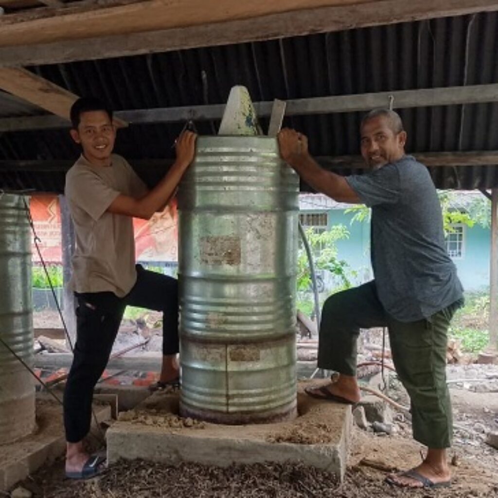 Harga Minyak Nilam Anjlok Drastis, Petani dan Pemilik Ketel di Aceh Selatan Tertekan