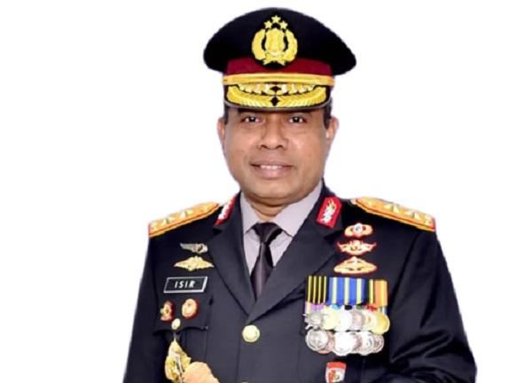 Irjen Johnny Eddizon Isir Resmi Jabat Kadiv Humas Polri