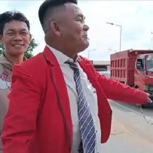 Jembatan Layang Lettu Karim Kadir Gandus Disorot Warga, Muncul Retakan Usai Diresmikan