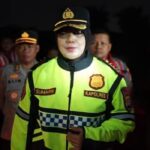 Respon Cepat, Polres Metro Bekasi Evakuasi Warga Terdampak Banjir di Desa Tanjungsari