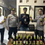 Operasi Pekat Maung I 2026, Polsek Cikedal Sita Puluhan Botol Minuman Keras