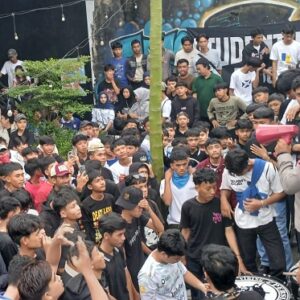 Ajak Warga Jaga Kondusivita, Polsek Rangkasbitung Amankan Nobar Persib vs Persija di Cafe Arkan 91